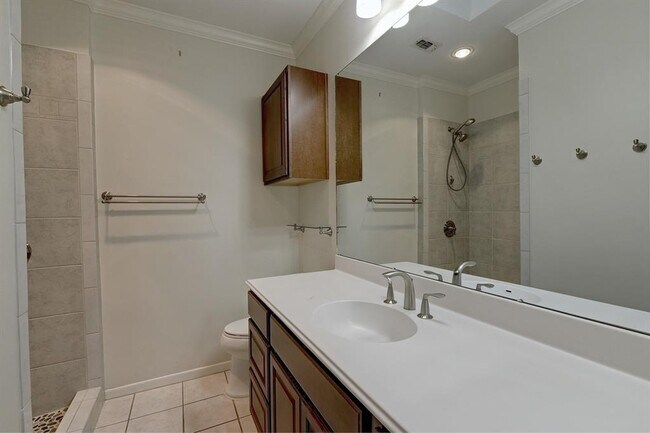 Building Photo - 8518 Fathom Cir