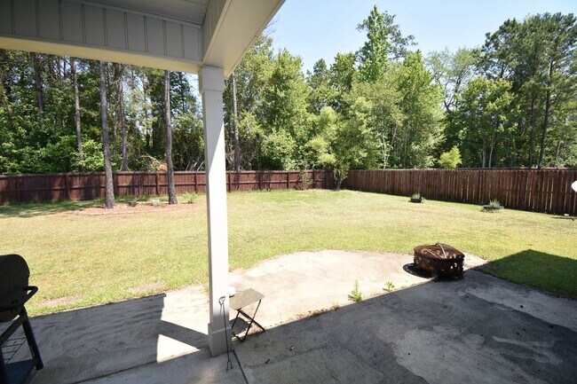 Building Photo - 4221 Raccoon Path