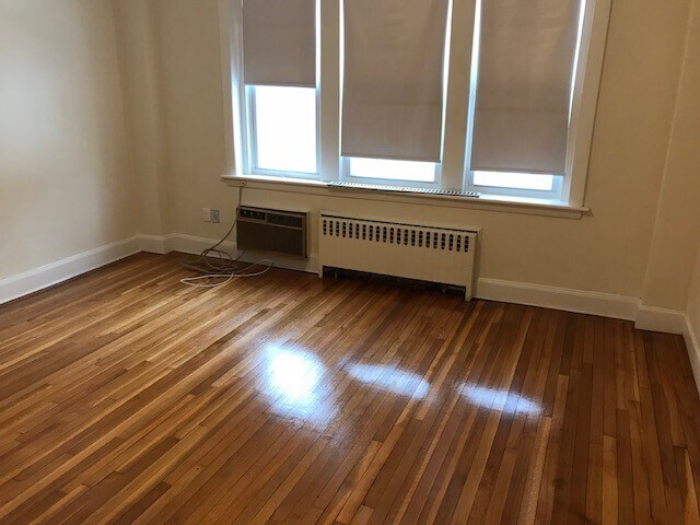 Building Photo - 48 Lancaster Ter