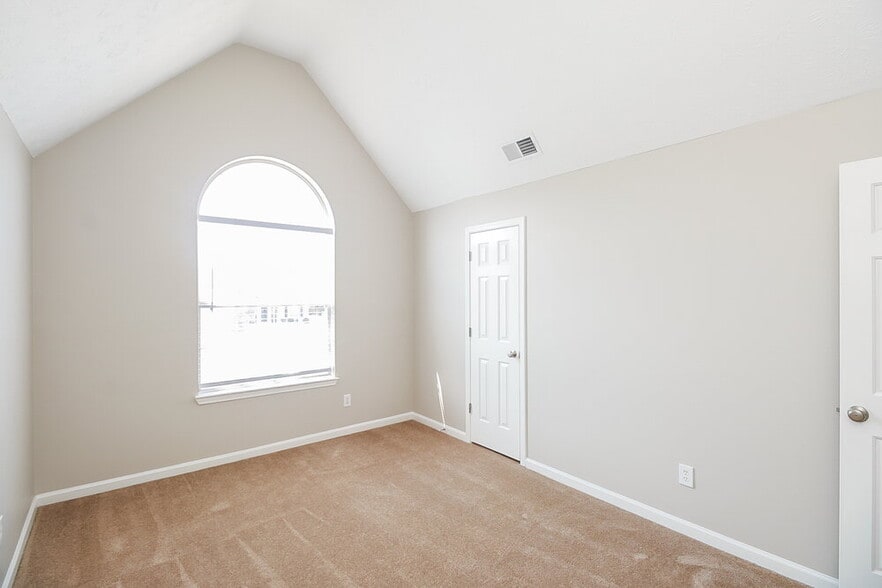 Building Photo - 1306 Pebble Beach Ln