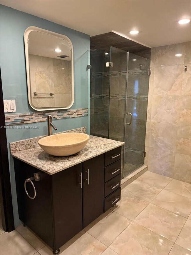 Building Photo - 1500 S Ocean Dr