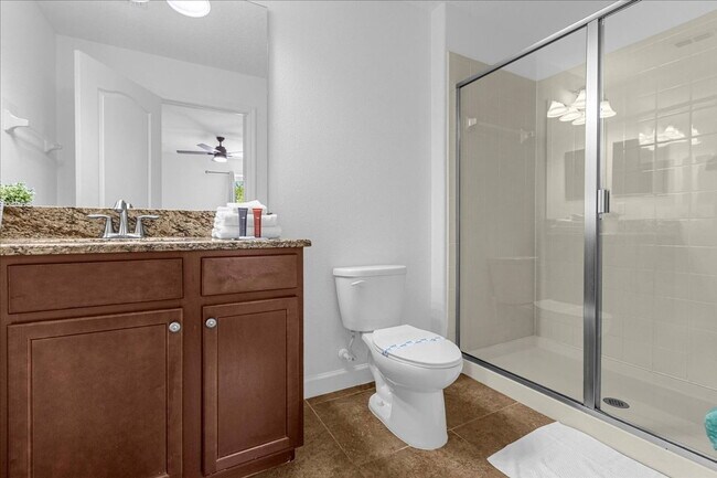 Building Photo - 1483 Rolling Fairway Dr