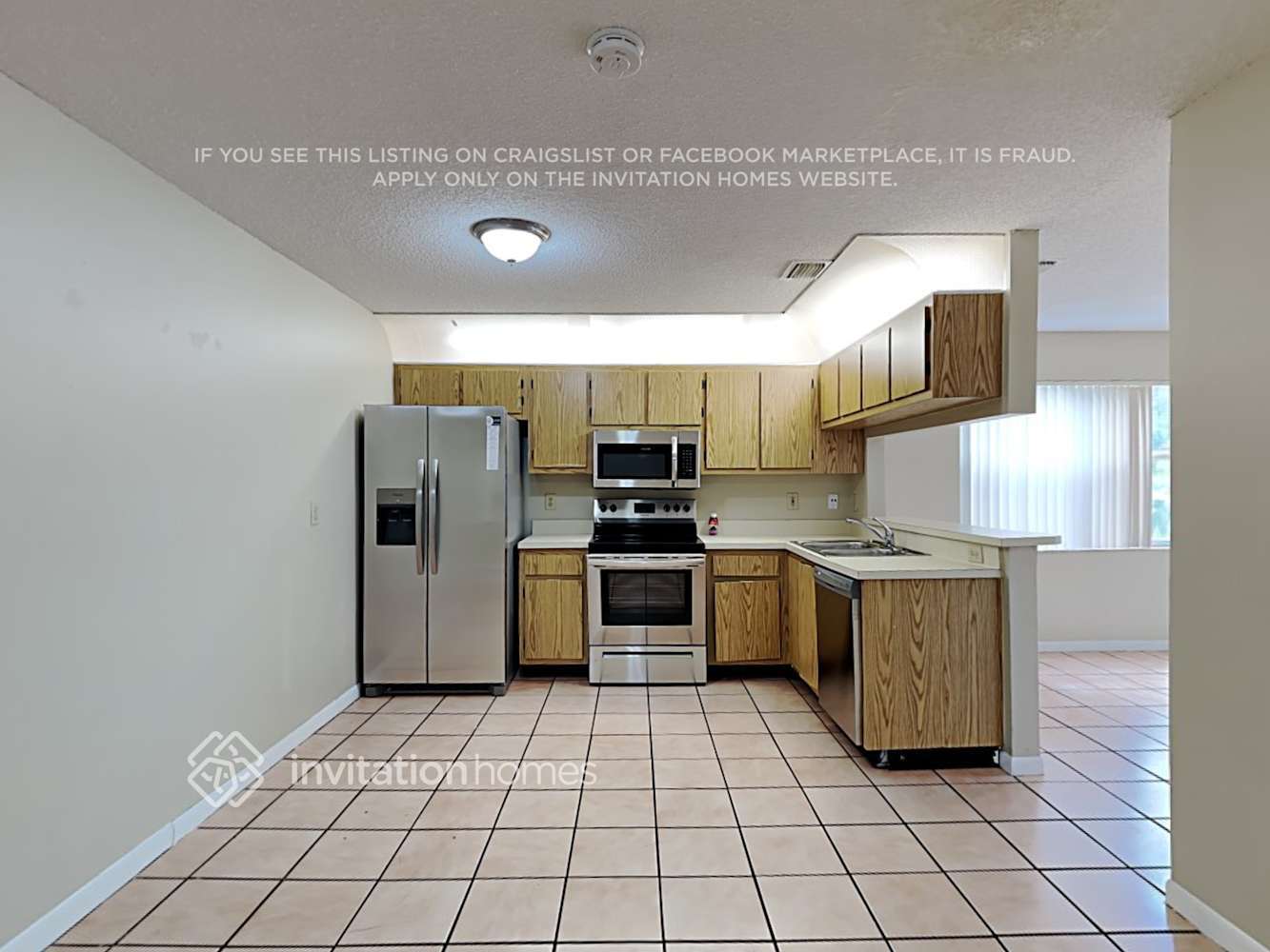 Building Photo - 811 NW 98th Ave