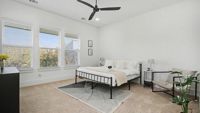 Building Photo - 2802 Tierwester St