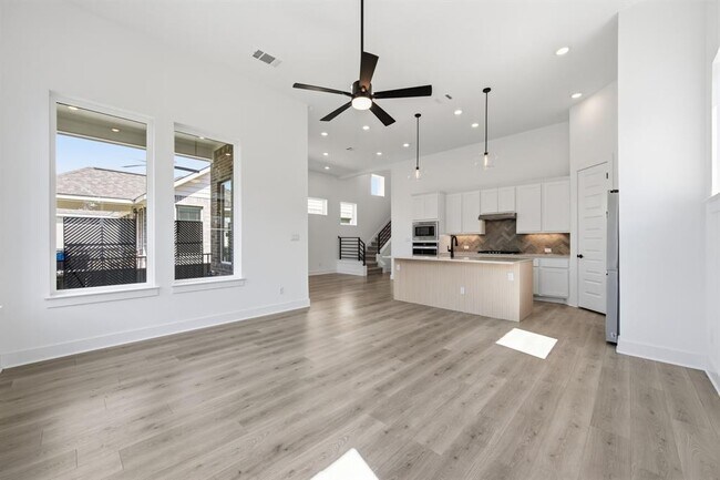 Building Photo - 2308 Sawdust Dr