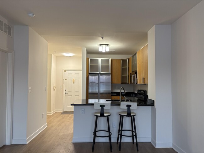 Building Photo - 24 Ave at Port Imperial