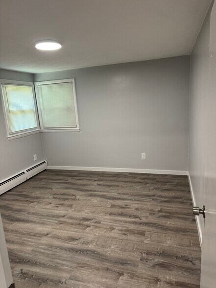 Building Photo - 29 Beechmont St