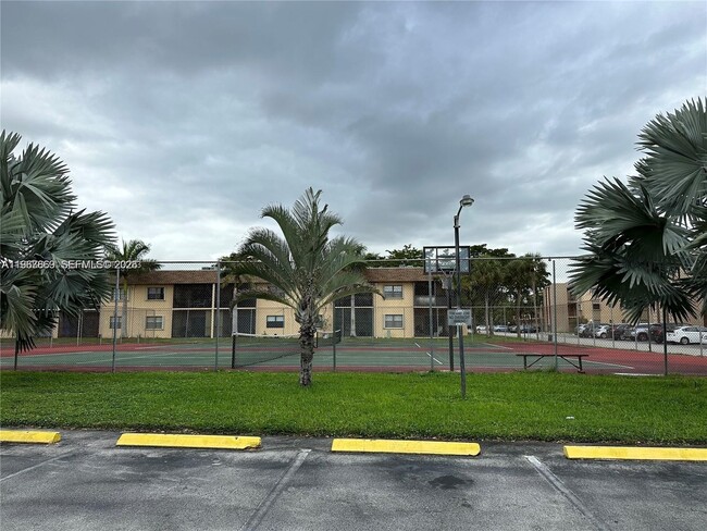 Building Photo - 200 Ashbury Rd