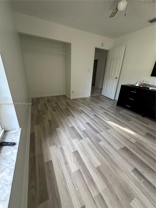 Building Photo - 1139 Freshwater Lakes Dr