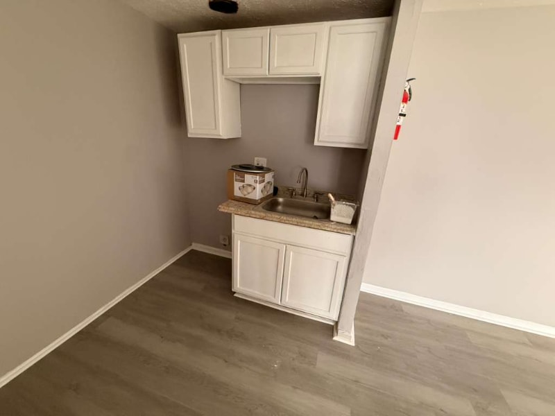 Building Photo - 13540 Superior Rd