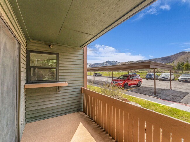 Building Photo - POWDERWOOD 2 BED