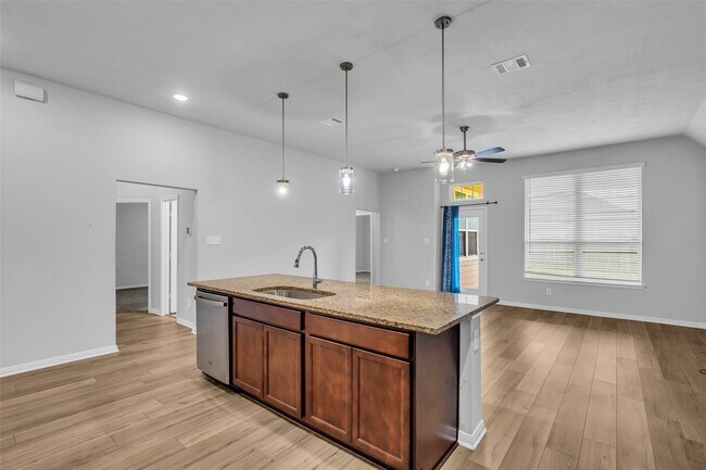 Building Photo - 3430 Redbridge court