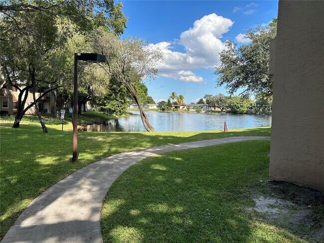 Building Photo - 1791 NW 96th Terrace