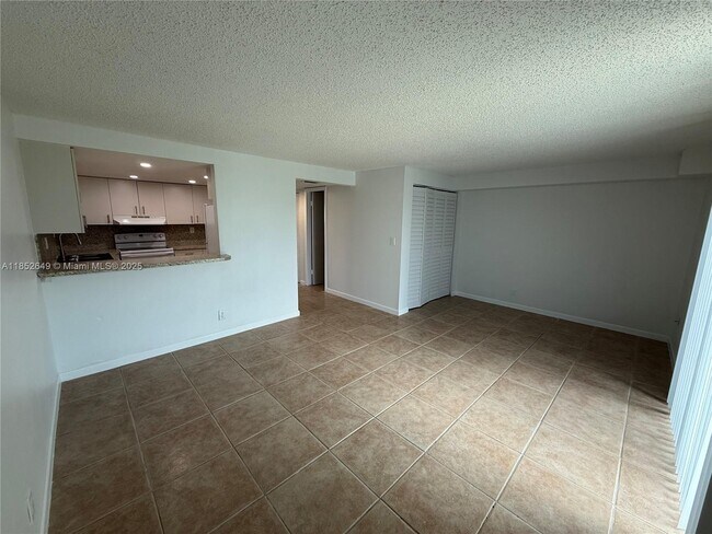 Building Photo - 349 Gulfstream Rd