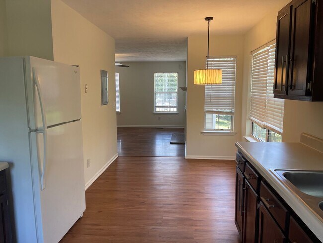 Building Photo - Single Family Home West Nashville Croleywood