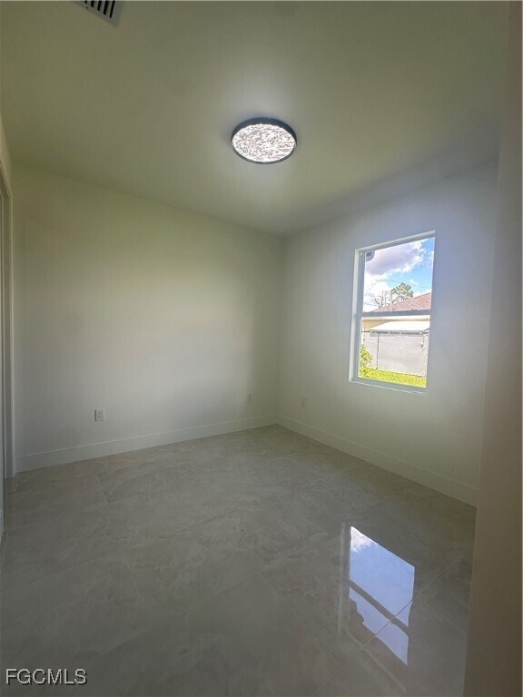 Building Photo - 315 Austin Ave