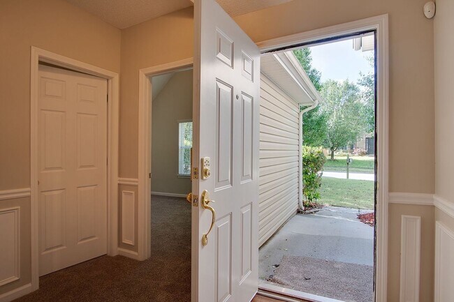 Building Photo - Great Jonesboro Living, 4 Bedroom, 3 Bath