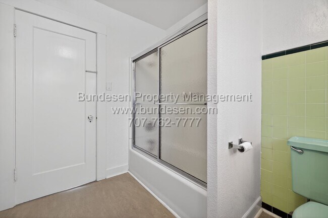 Building Photo - 612 Petaluma Blvd S