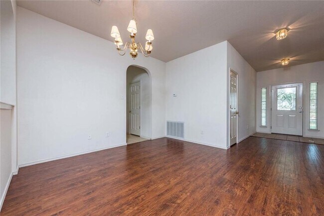 Building Photo - 3761 Rod Carew Dr