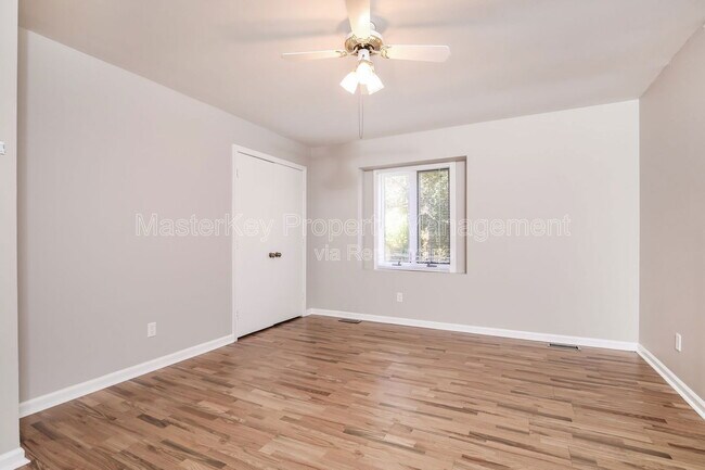 Building Photo - 4017 Grimstead Ln