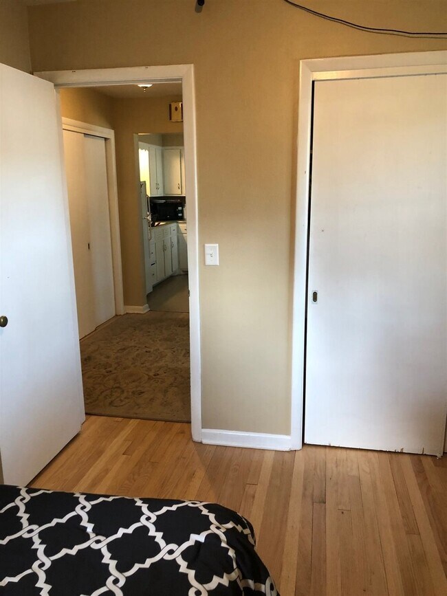 Building Photo - 110 N Blair St