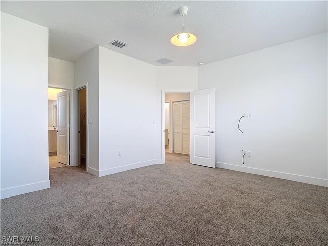 Building Photo - 5773 Cassidy Ln