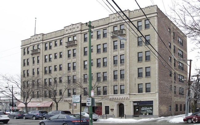 Building Photo - Roscoe Plaza Furnished Apartments