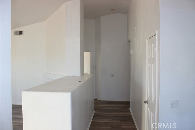 Building Photo - 44762 Shadowcrest Dr