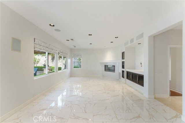 Building Photo - 2528 N San Miguel Dr