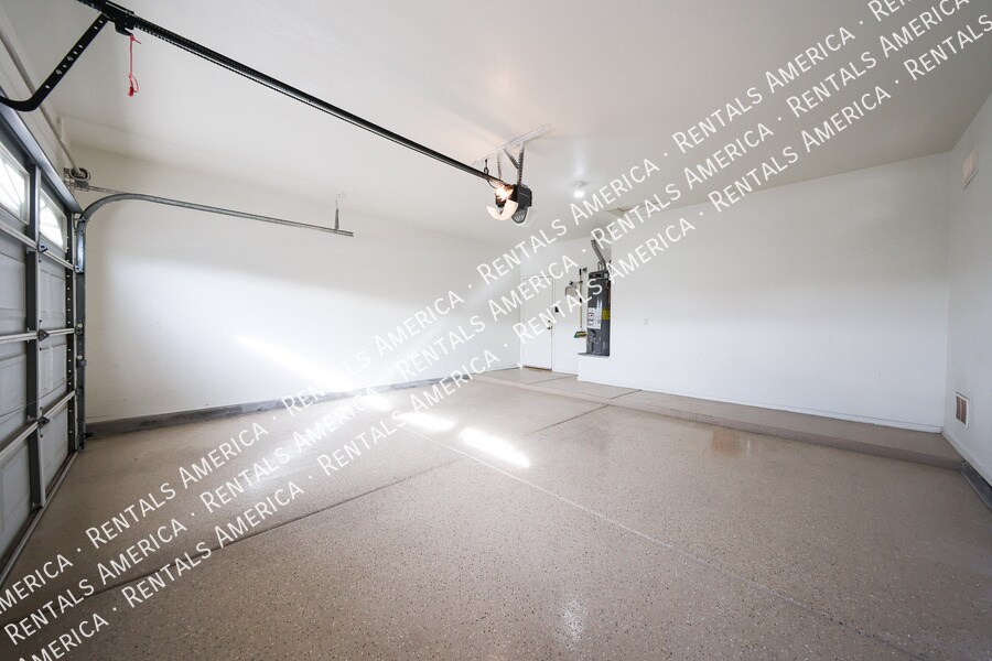 Building Photo - 3850 W Park View Ln