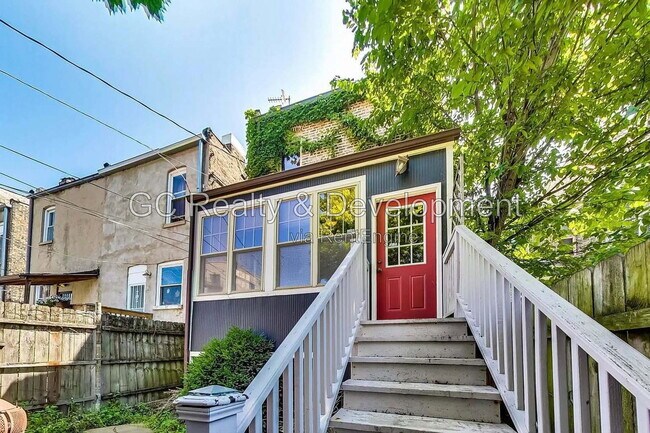 Building Photo - 4936 S St Lawrence Ave
