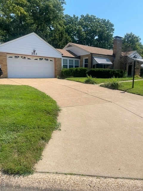 Building Photo - 253 Turf Ct