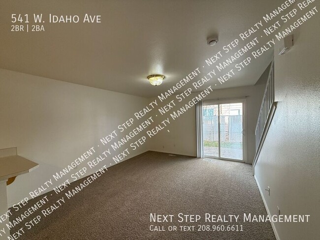 Building Photo - 2 Bed 1.5 Bath Meridian - NO SECURITY DEPO...