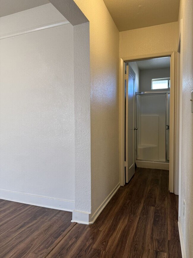 Building Photo - 45w26th