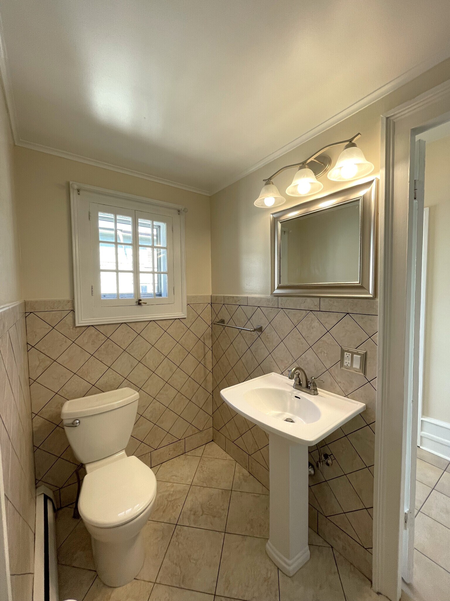 Bathroom - 609 W Water St