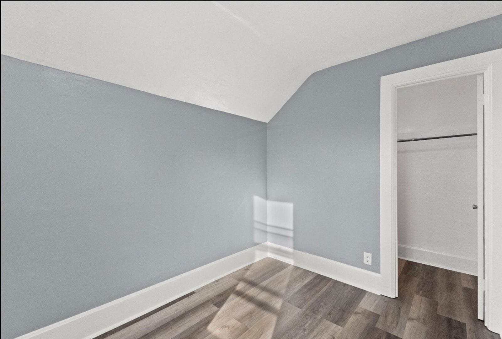 Building Photo - 2912 Wright Ave