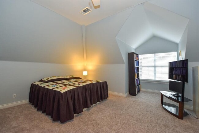 Building Photo - 3226 Pemberton Cir Dr