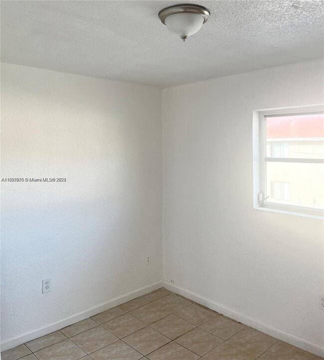 Building Photo - 605 W 68th St