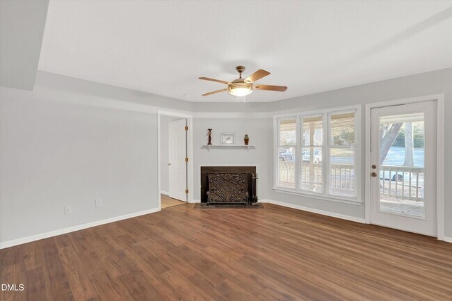 Building Photo - 2811 Edridge Ct