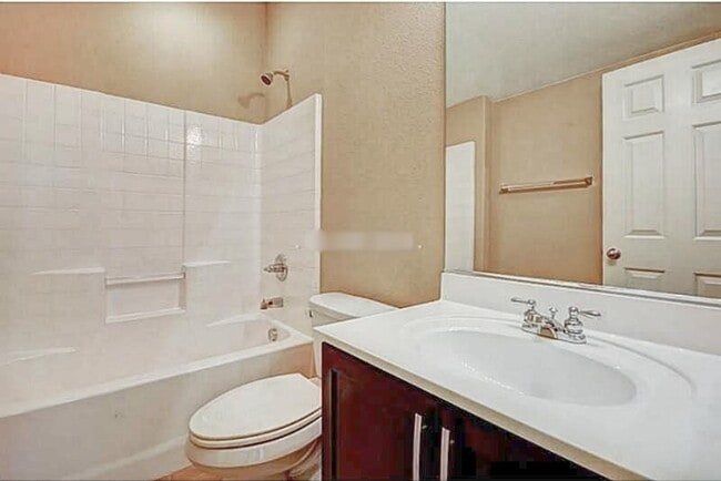 Building Photo - Rare Two Primary Home in Centennial Hills Community in Northwest