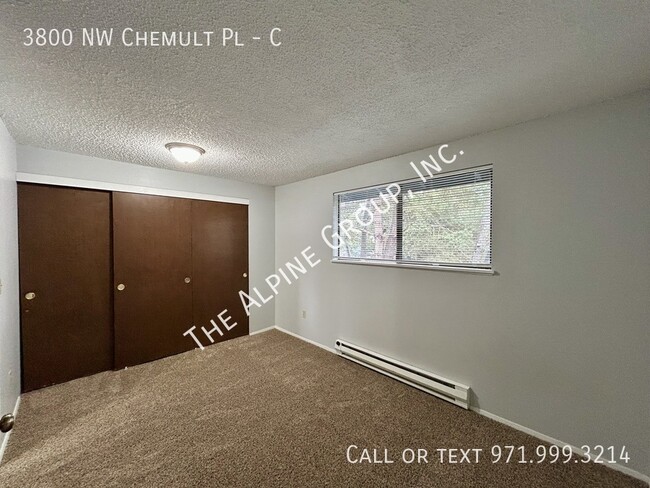 Building Photo - 3800 NW Chemult Pl