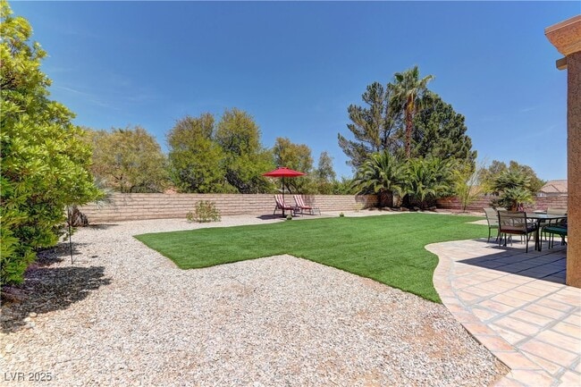 Building Photo - 8912 Signal Terrace Dr