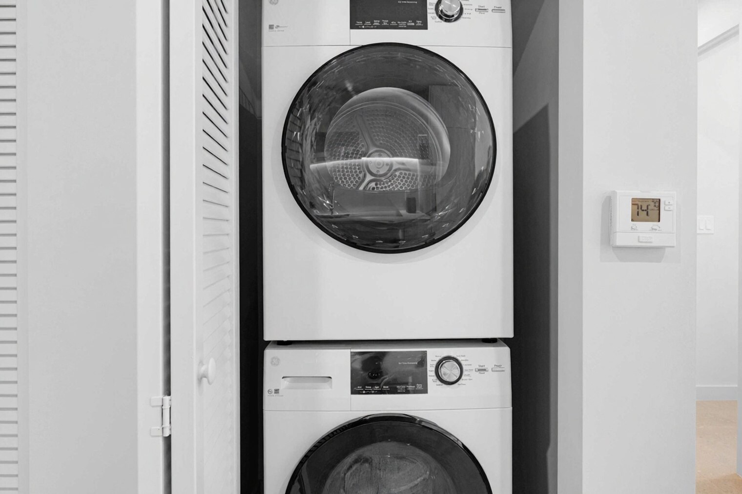 Building Photo - 601 N Miami Ave