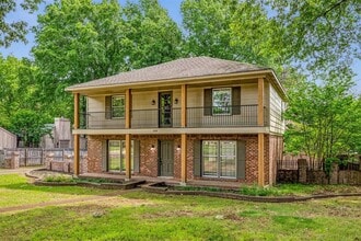 Building Photo - 2232 Burfordi Ln