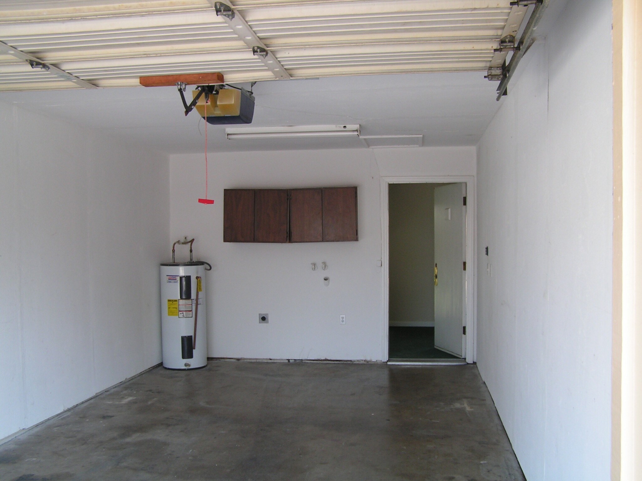 one car garage with washer dryer hook ups - 2708 Wilson Ave