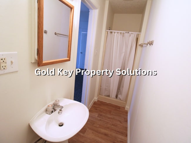 Building Photo - MUNCIE Cozy 2 BR 1 BA House with Main-Level Laundry (NO SECTION 8)