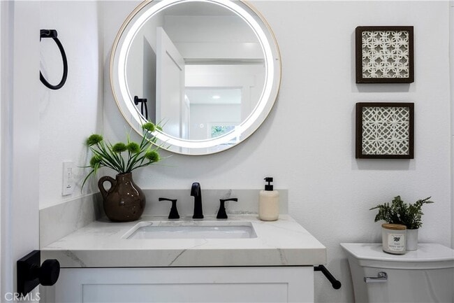 Building Photo - 15271 Yorkshire Ln