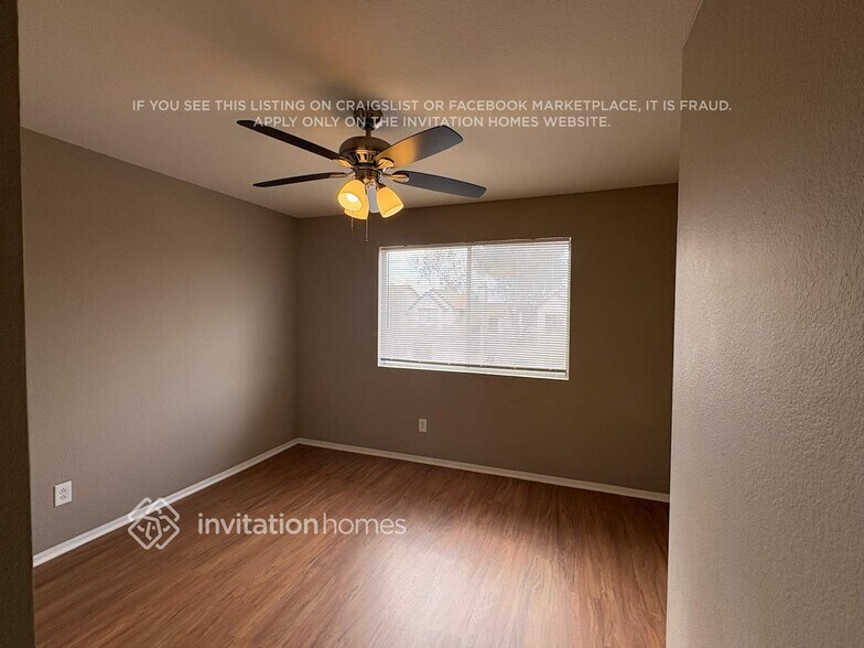 Building Photo - 16487 N 67th Dr