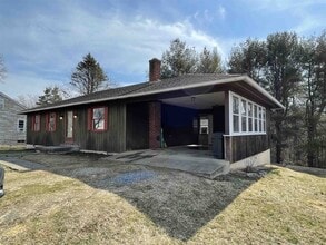 Building Photo - 154 Trenton Ave