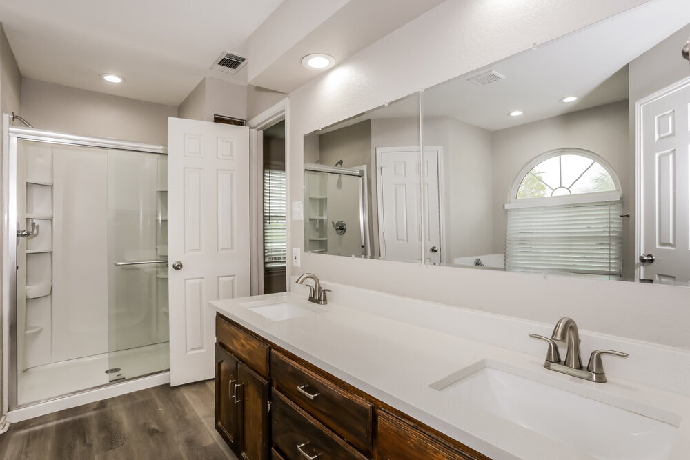 Building Photo - 3355 Brooke St